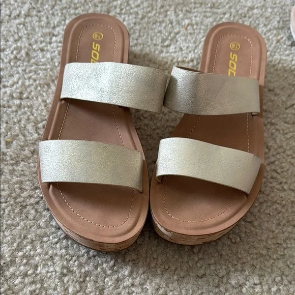 Soda Women's Tan and Gold Platform Sandals - Picture 2 of 3